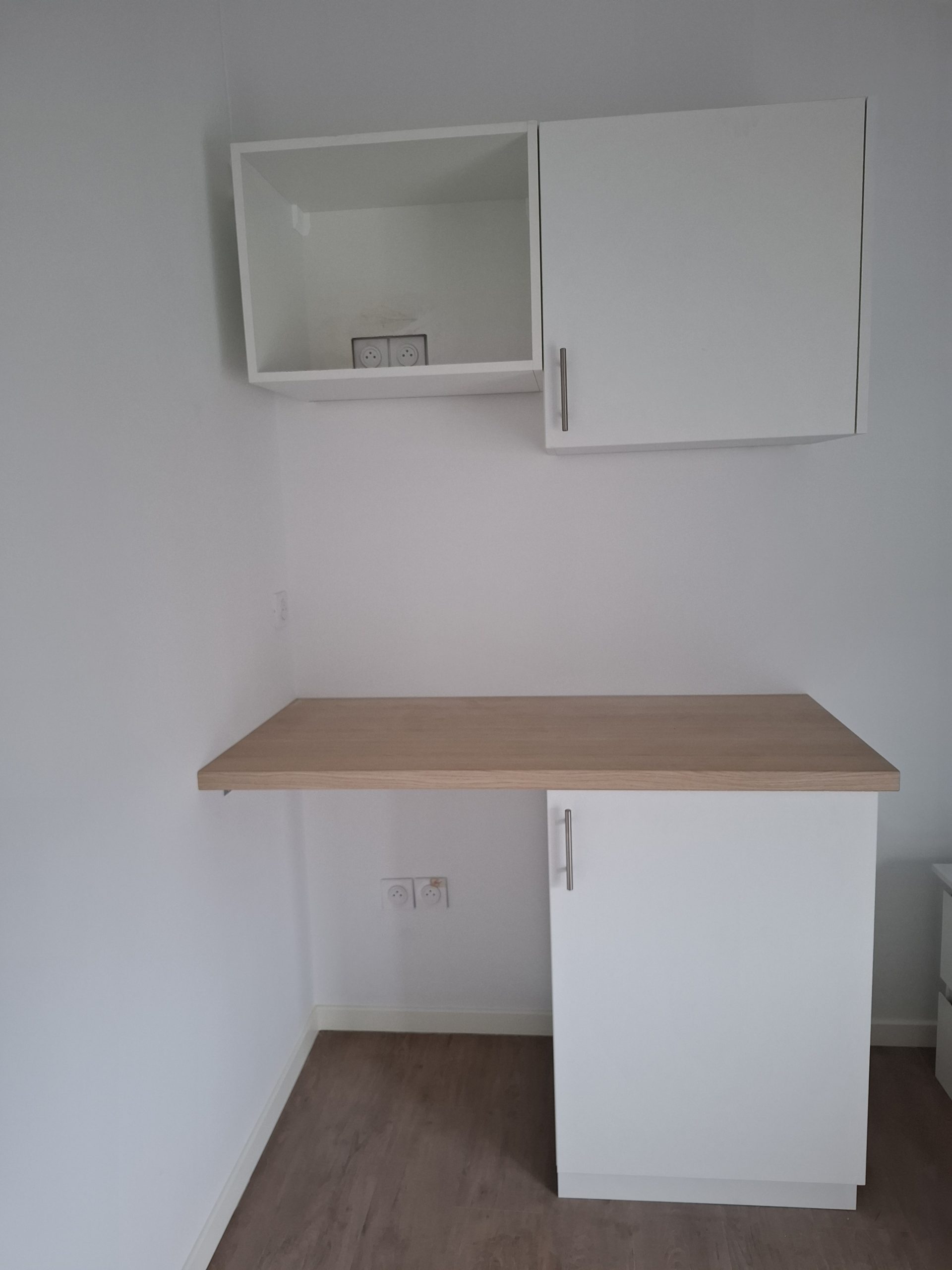 Petite cuisine individuelle au sein d'un logement pour les grands précaires